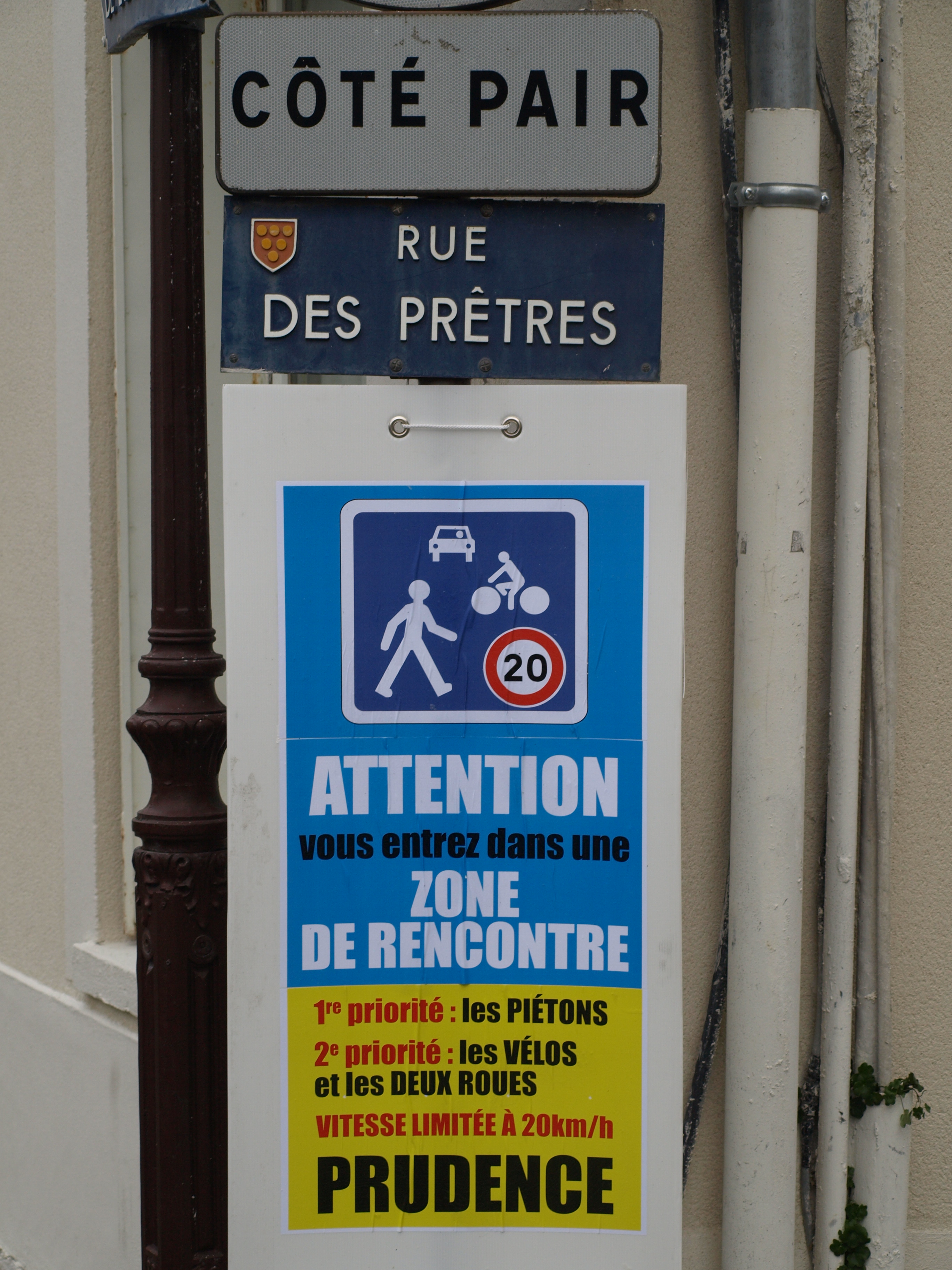 code de la route stationnement zone de rencontre